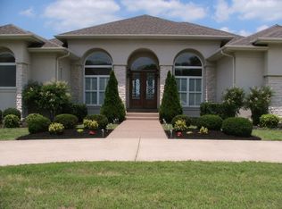 2209 Cartel Dr, Lebanon, TN 37087