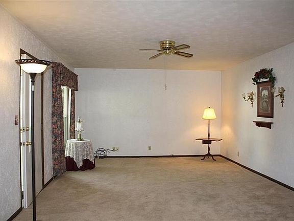 2nd image of 52195 Leland Ave