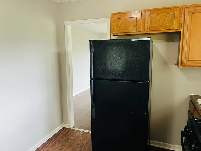 217 W Central Ave — Photo 8