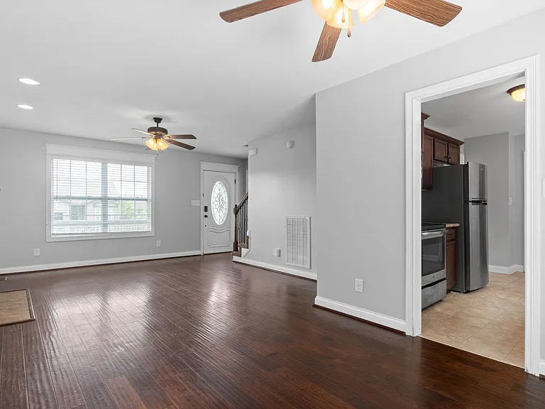 3459 Bradfield Dr — Photo 11