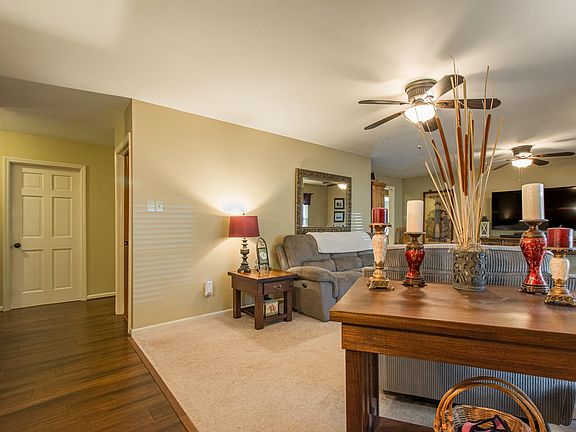4th image of 31 Flintwood Dr