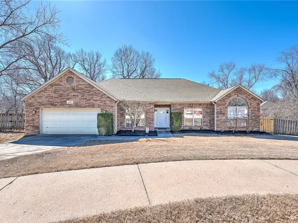 2683 Indian Oaks Trl, Springdale, AR 72762