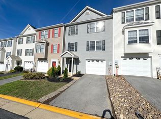 130 Whirlwind Dr, Winchester, VA 22602