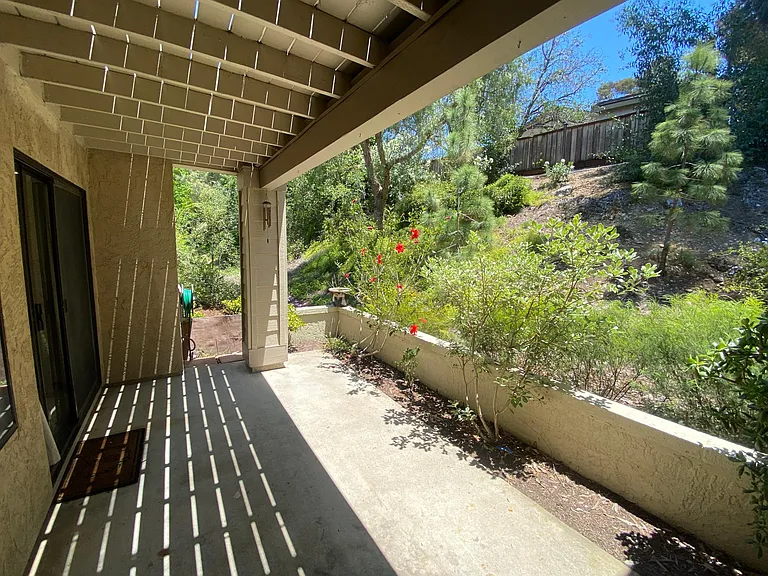 10381 Crosscreek Ter — Photo 33
