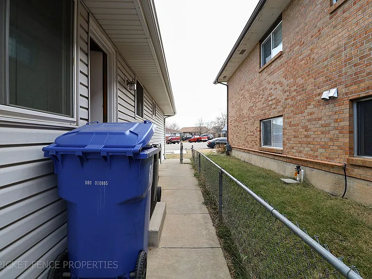 1433 Juliana Ct — Photo 12
