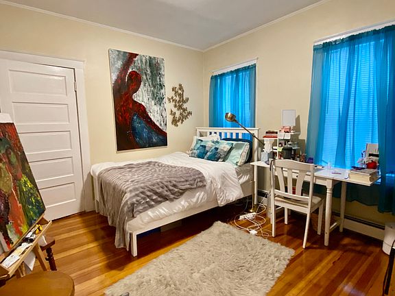 5th image of 258 Belmont St #B