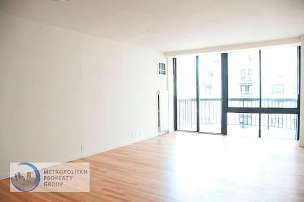 Rented by Metropolitan Property Group | media 15