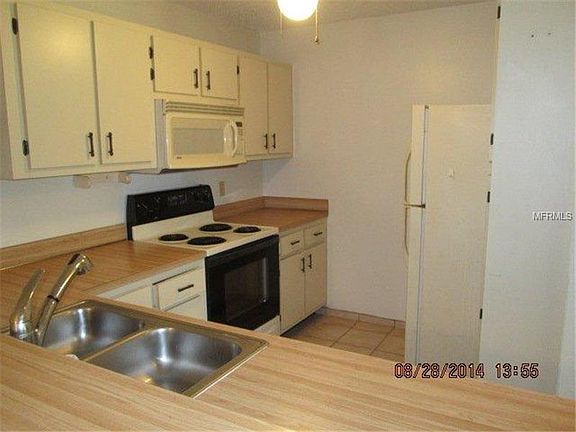 5th image of 2698 Oak Park Way #103