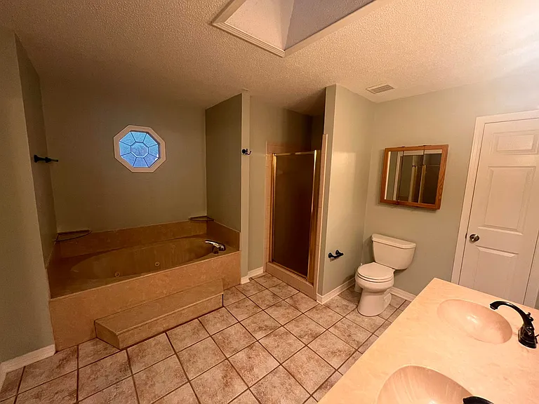310 Fairwood Dr — Photo 6