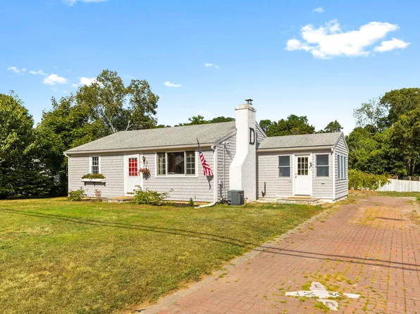 18 Antlers Shore Drive, East Falmouth, MA 02536