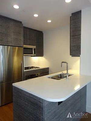 Rented by Anchor Associates | media 12