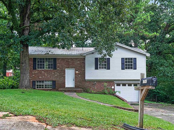 3rd image of 1741 Molly Dr