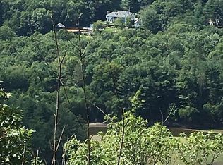 35 Townsend Rd, Wanaque, NJ 07465