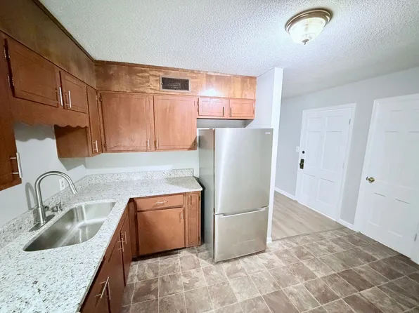 3328 Pinewood
