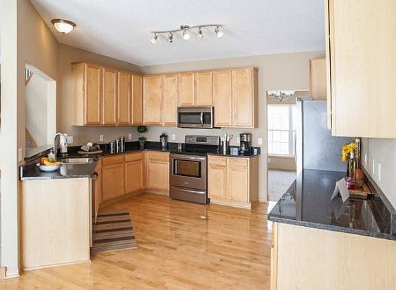 3rd image of 20674 E Oaks Dr