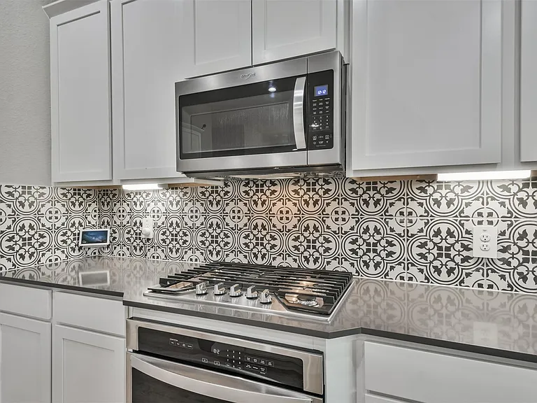 14226 Lake Lodge Dr — Photo 6