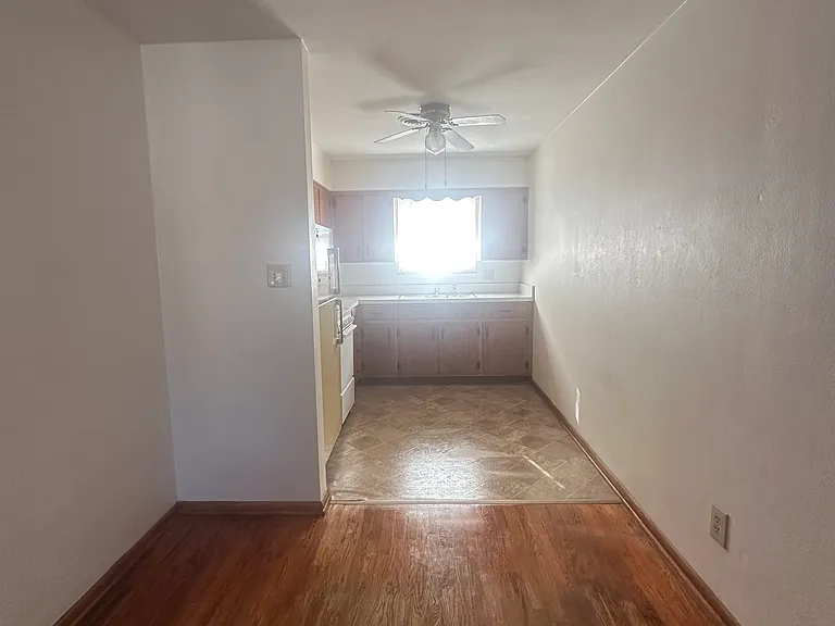 417 Lake St #F — Photo 6