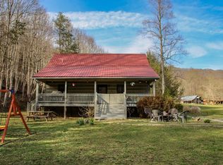 57 Pebble Dr, Whittier, NC 28789