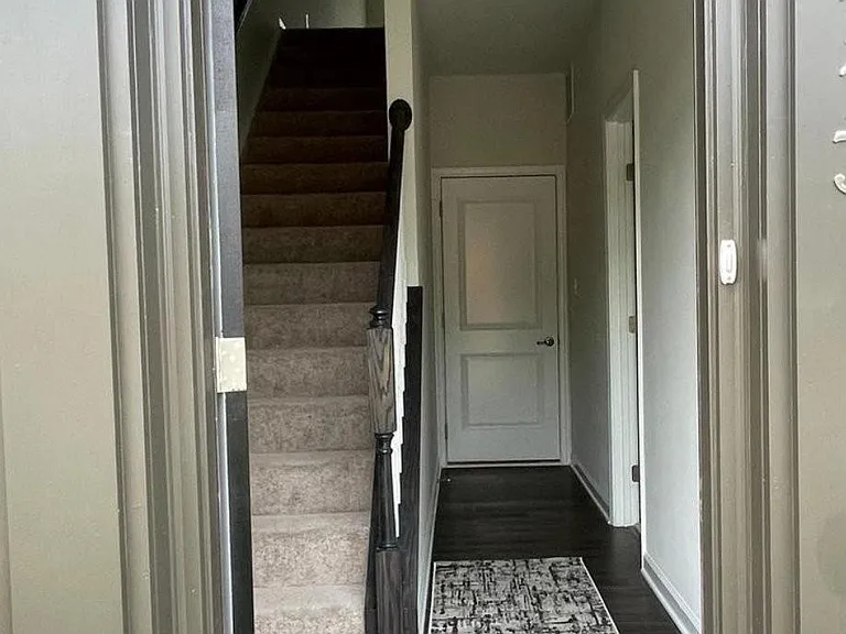 1113 Rampart Dr — Photo 3