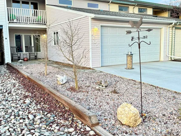 1705 Boswell Dr, Laramie, WY 82070