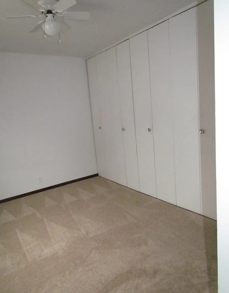 2 bed, $995 — Photo 4