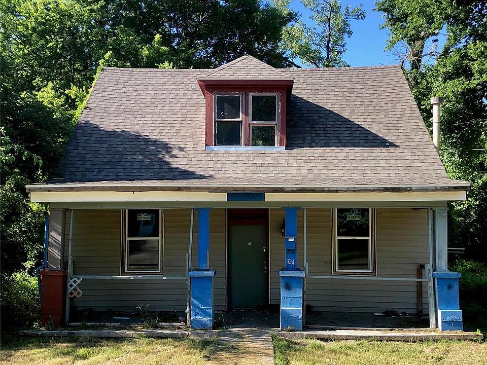 1st image of 424 Mason St