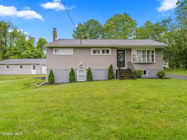 1876 Dover Lane, Castleton, NY 12033