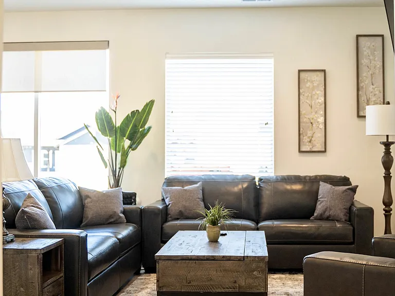 W Wysteria Dr — Photo 5