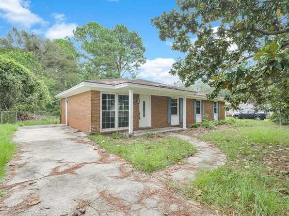 2 Las Tunas Cir, Savannah, GA 31419