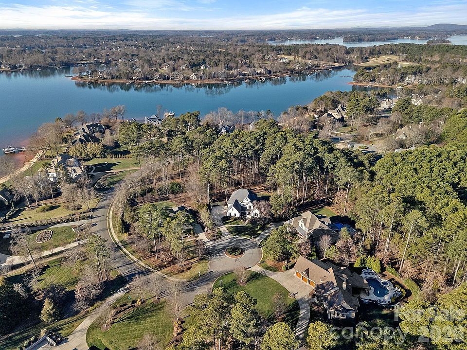 1st image of 107 Waterhouse Ct