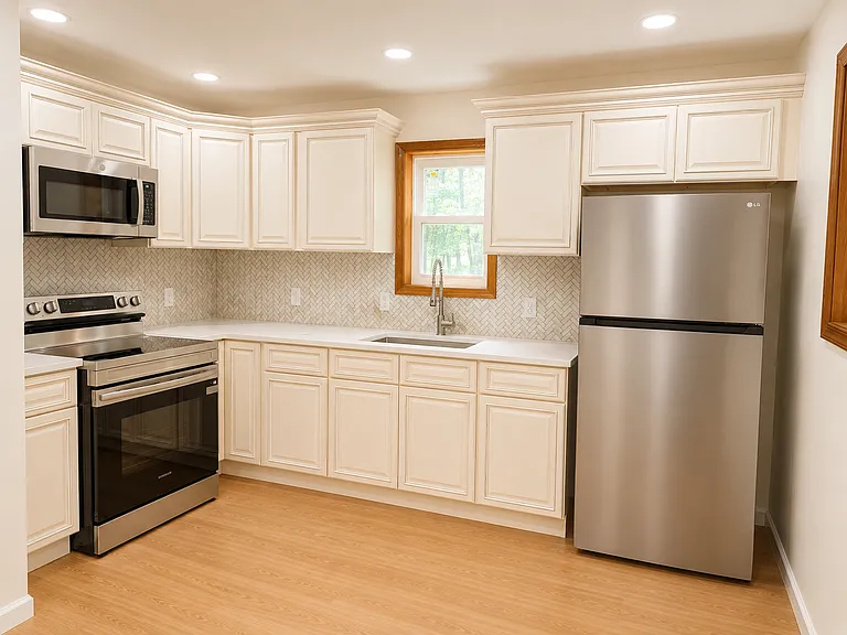484 Country Place Dr — Photo 3