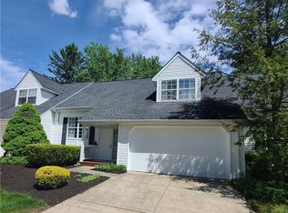 6817 Chaffee Ct, Brecksville, OH 44141