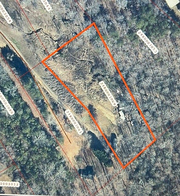 2nd image of 120 Dwaine Rd