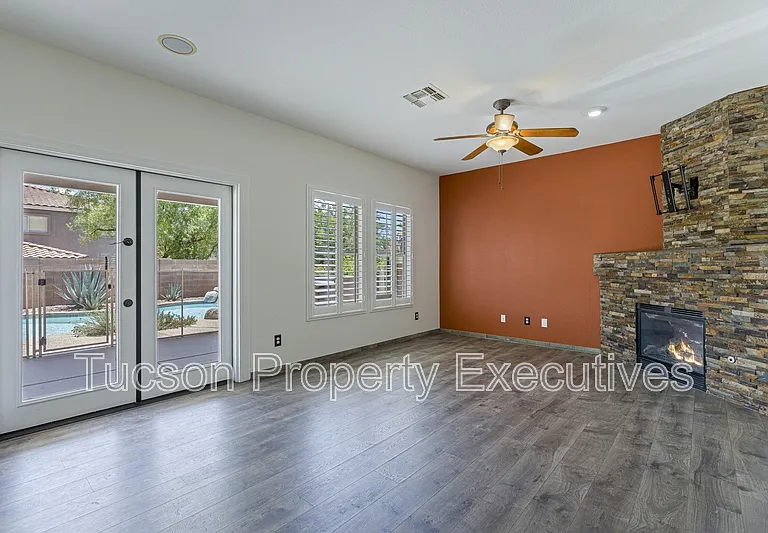 10176 N Nine Iron Dr — Photo 8