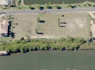 270 Lansing Island Dr, Satellite Beach, FL 32937