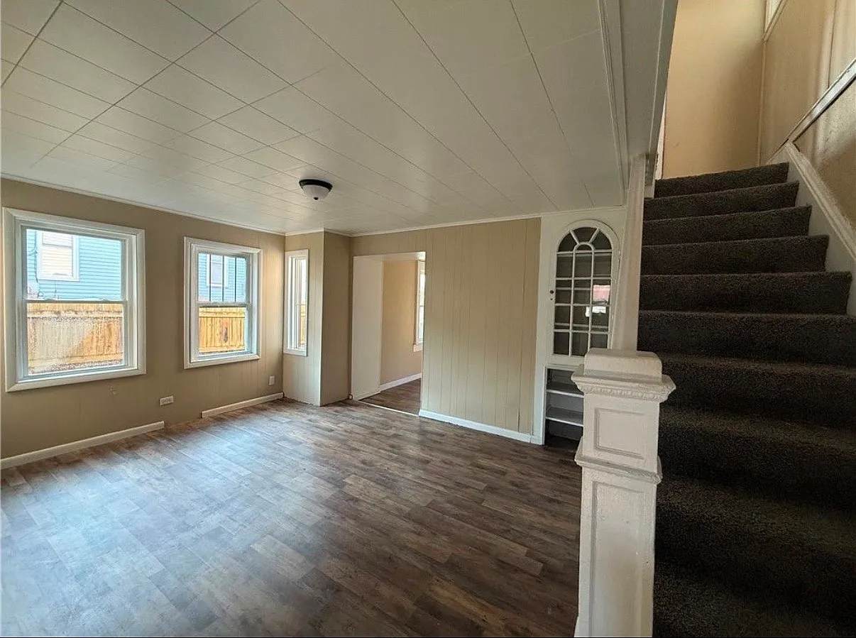 2 bed, 1685 sqft, $1,500 — Photo 1
