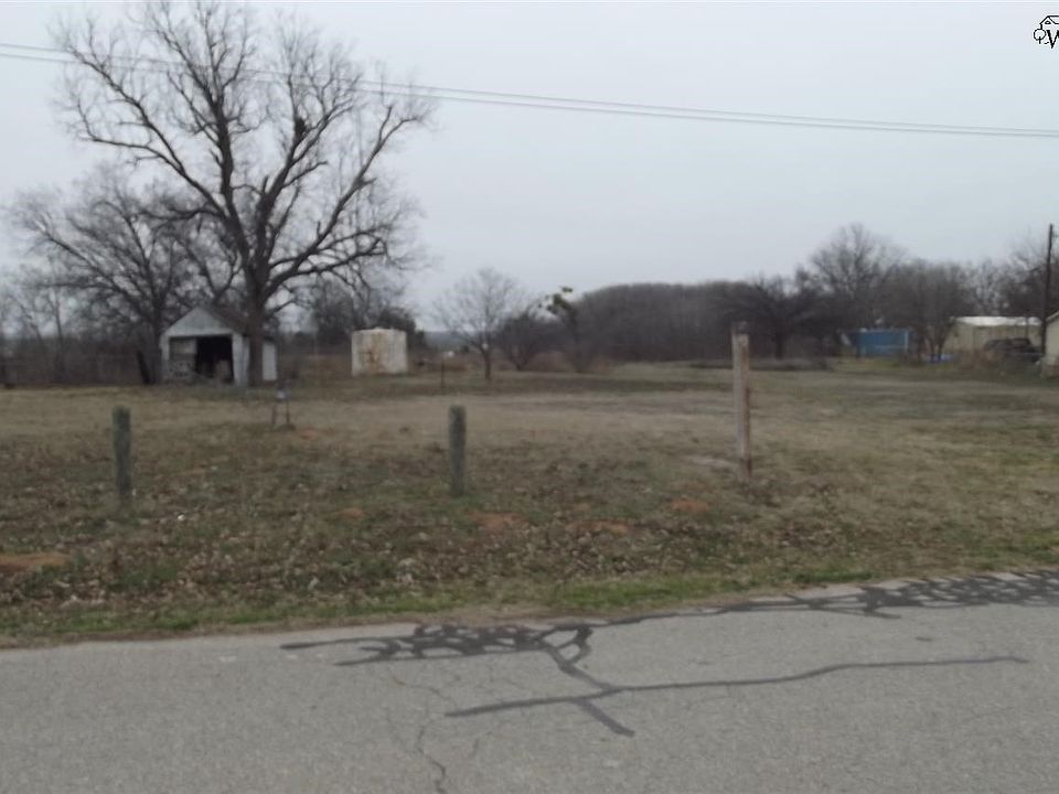 2nd image of 708 Avenue F