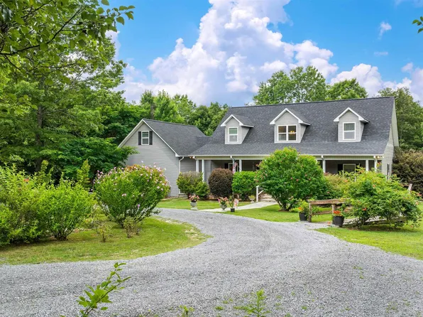 146 Harley Dr NE, Fort Payne, AL 35967