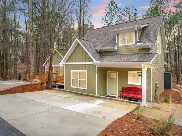 210 Hillside Dr, Waleska, GA 30183