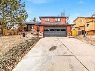 49 Belvista Ct, Pueblo, CO 81001