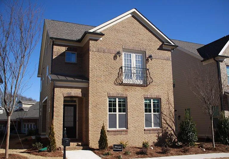 7055 Jamestown Dr — Photo 1