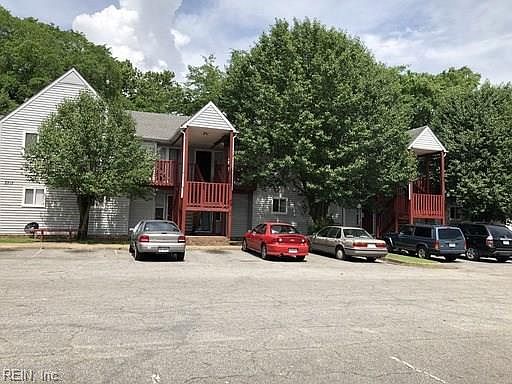 1st image of 3719 Turnpike Rd APT 104