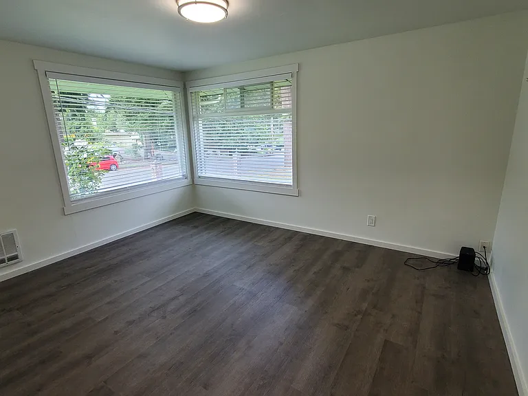 6626 200th St SW — Photo 3