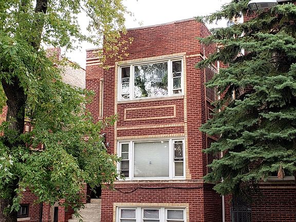 2nd image of 4245 N Sacramento Ave