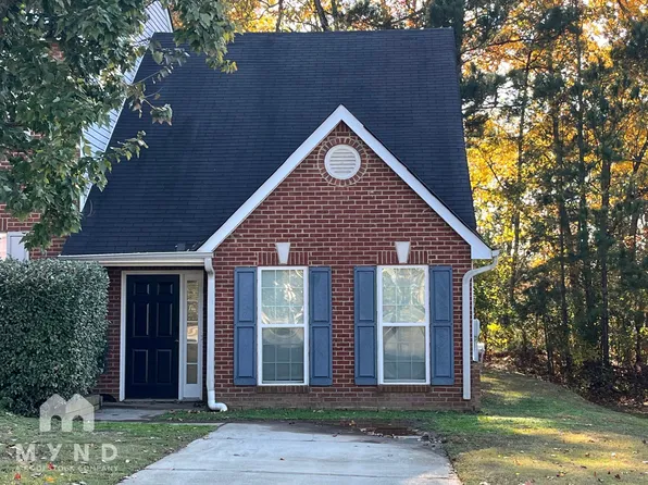 1324 Hollenbeck Ln, Riverdale, GA 30296