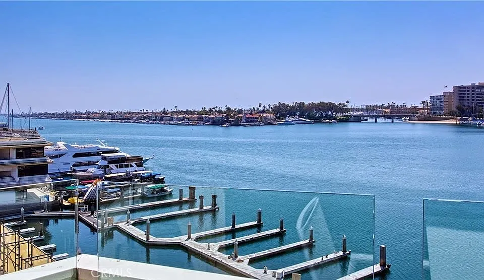 3121 W Coast