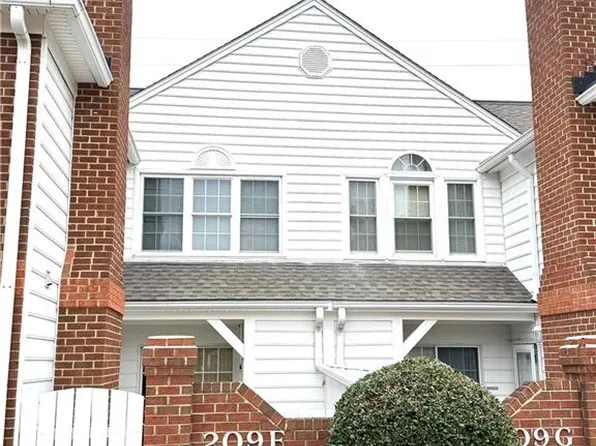 209 Amersham Dr APT F, Yorktown, VA 23693