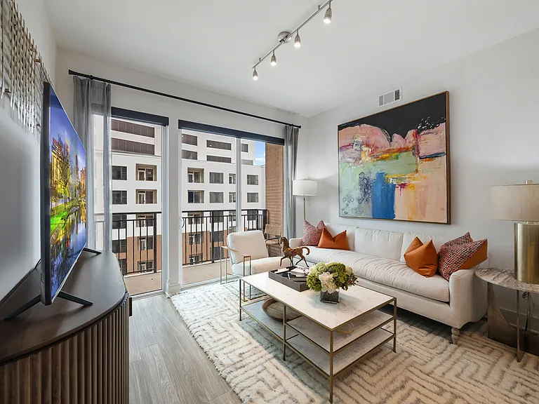 Hanover Dilworth — Photo 17