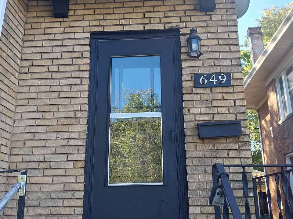 649 Glenwood Ave