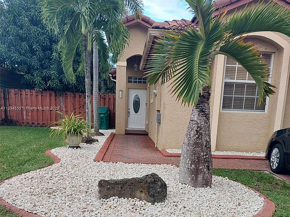 3rd image of 13507 SW 118th Psge